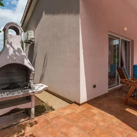 Daniela Vikendica Nova Vas (Porec)